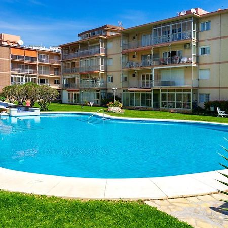 Beachfront Seaview Apartment In Los Boliches By Costarentals - Ref 141 Фуeнхирола Екстериор снимка